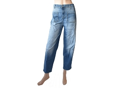  P3EGBQ2W6E<br>JEANS  